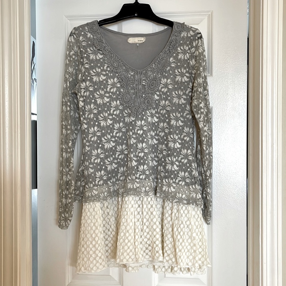 NWOT A’Reve Lace Sweater (M)💞